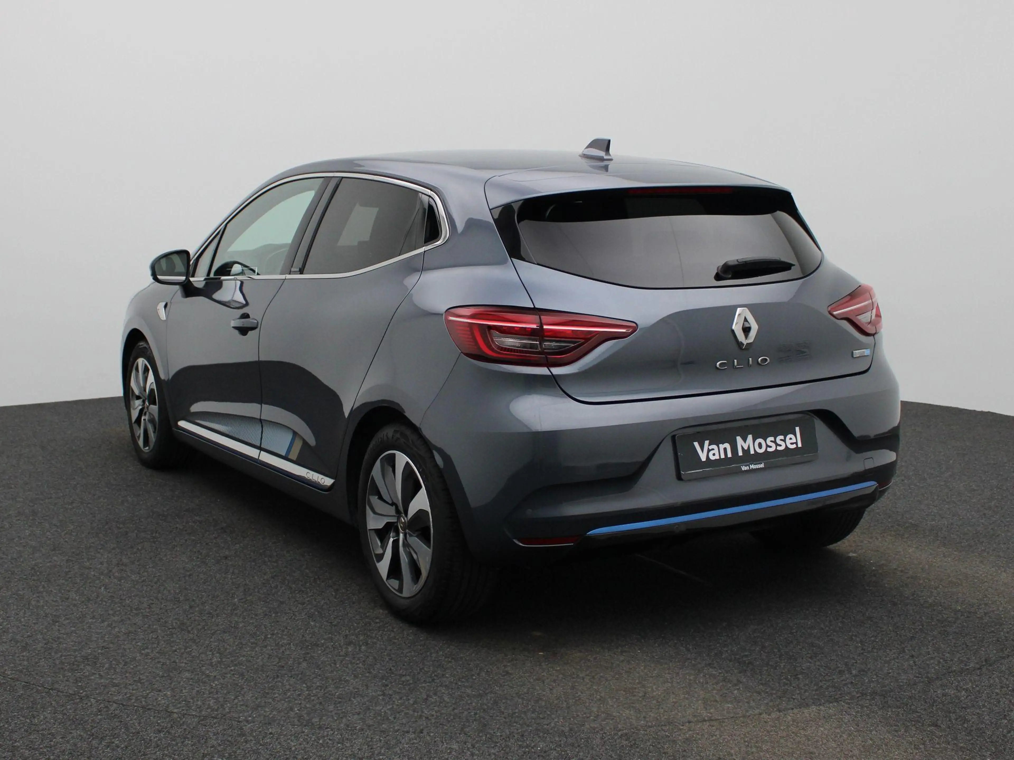Renault Clio 1.6 E-Tech Hybrid 140 Serie Limitee E-TECH Navigat — photo 2
