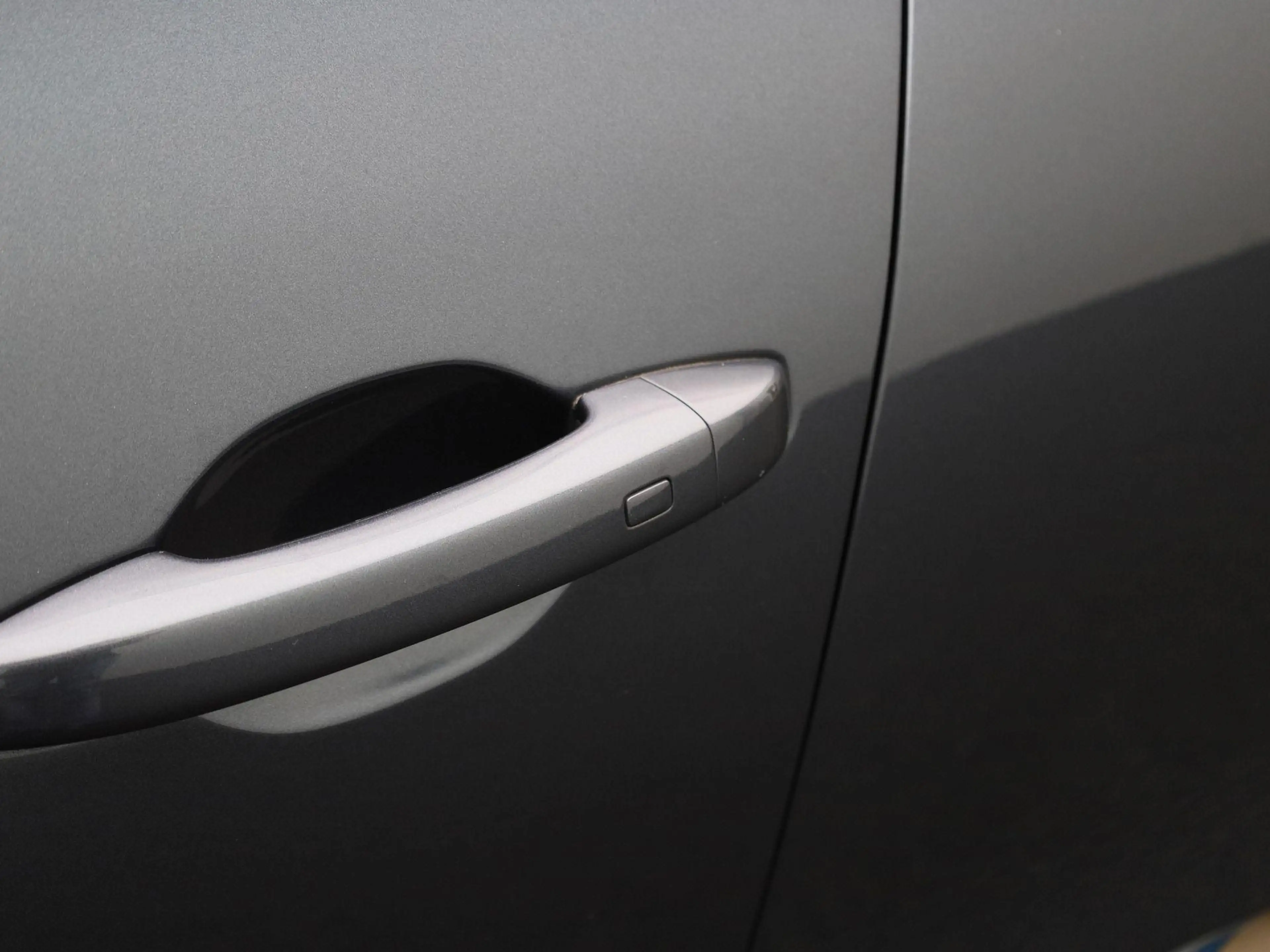 Renault Clio 1.6 E-Tech Hybrid 140 Serie Limitee E-TECH Navigat — photo 14