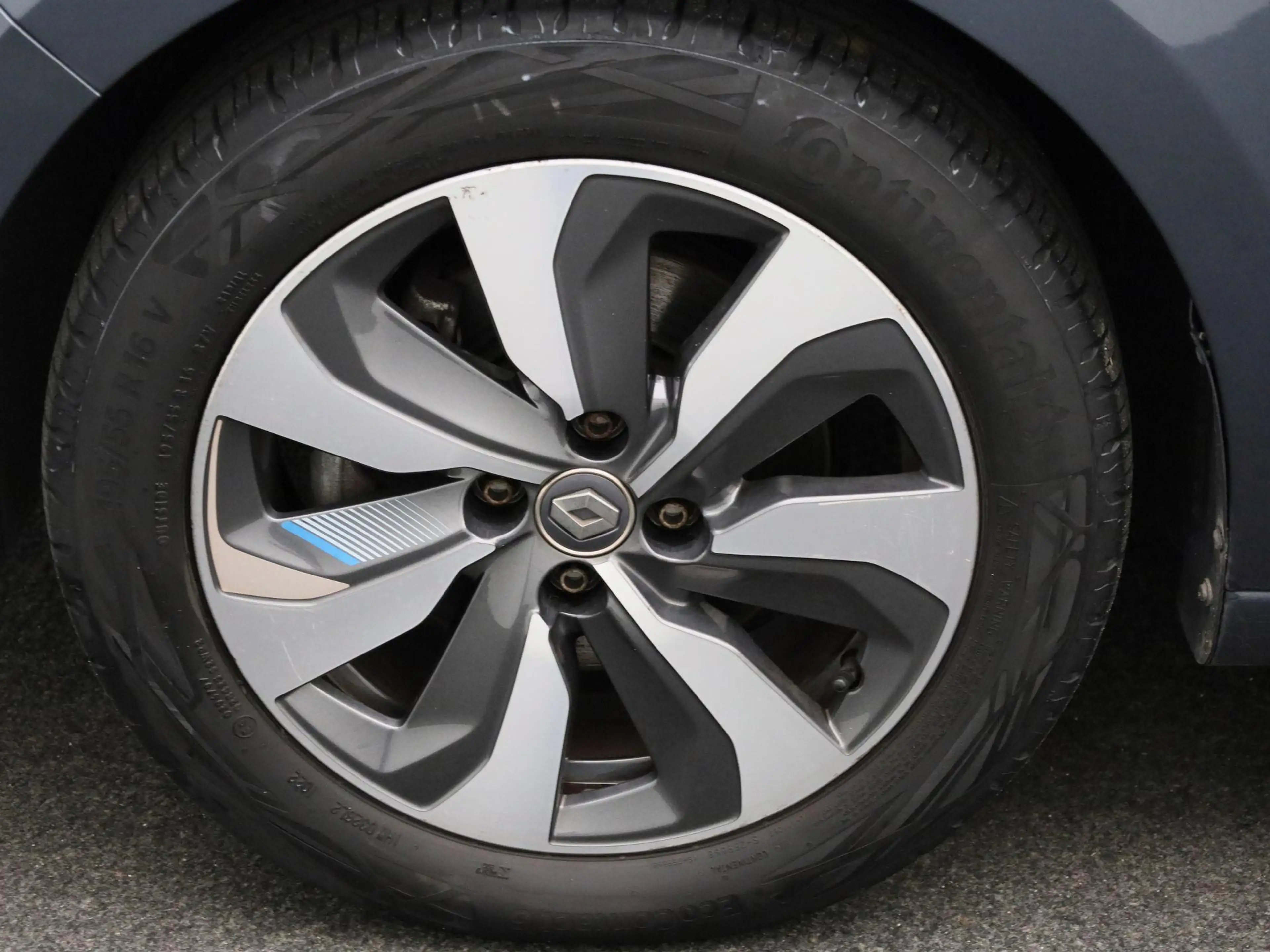 Renault Clio 1.6 E-Tech Hybrid 140 Serie Limitee E-TECH Navigat — photo 12