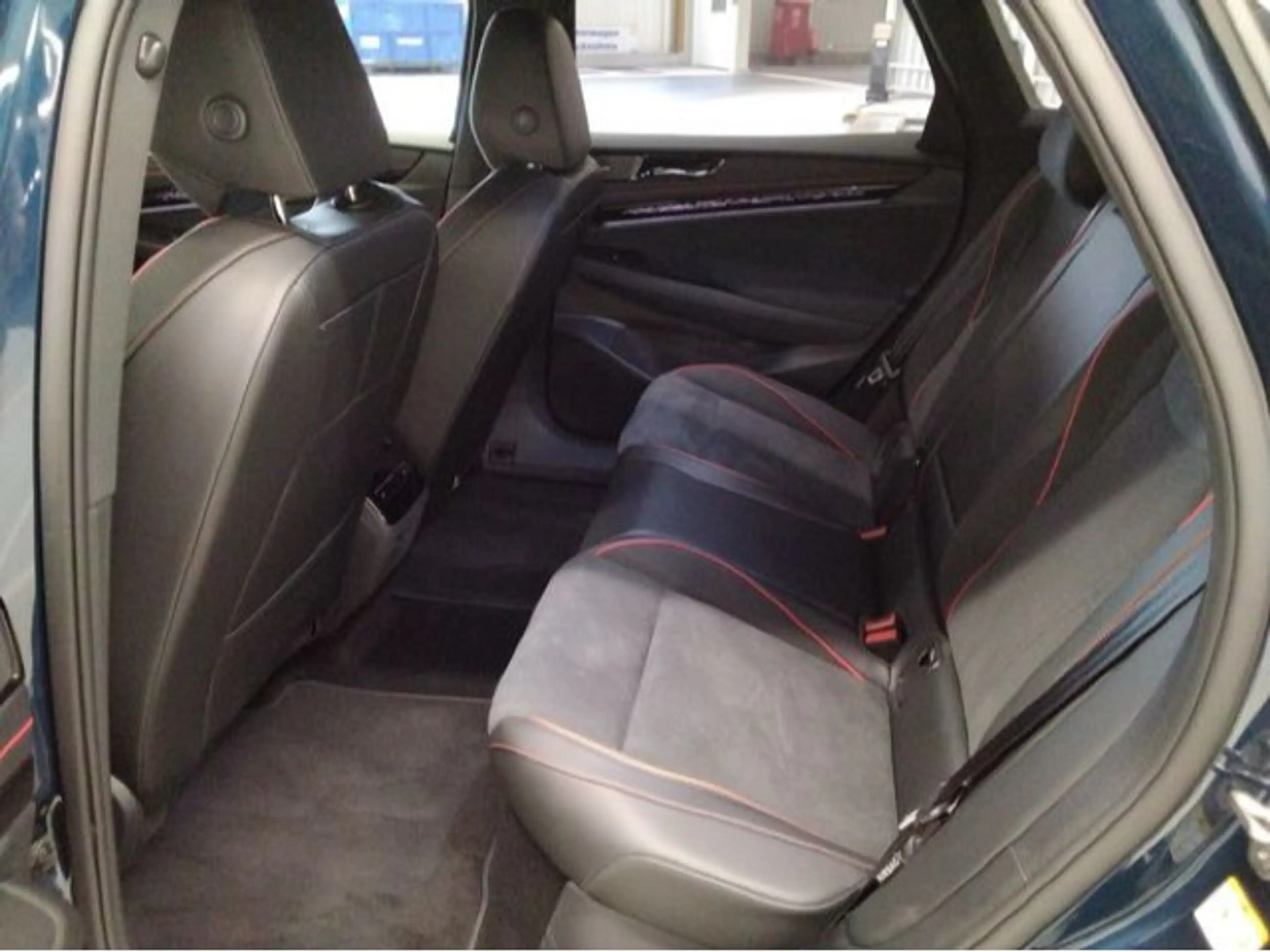 Volkswagen ID.7 GTX 4M AHK ERGO DCC 360°K H/K 4xSHZ — photo 8