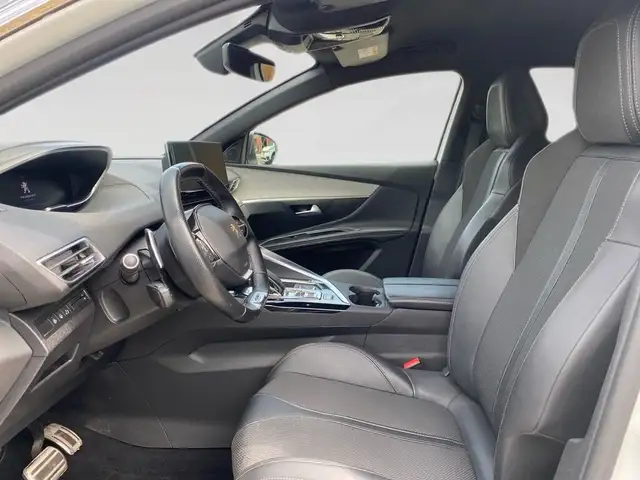 Peugeot 3008 view 7