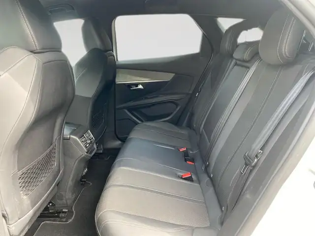 Peugeot 3008 view 8
