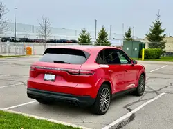 Porsche Cayenne снимка Porsche Cayenne