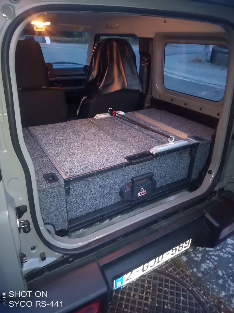 Suzuki Jimny 1.5 ALLGRIP Comfort+ - 2