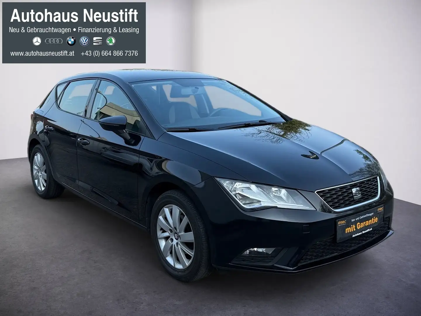 SEAT Leon Leon 1.2 TSI Reference Schwarz - 2