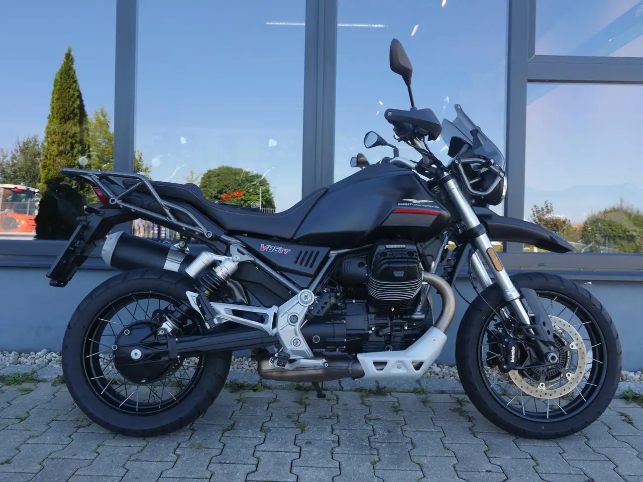 Moto Guzzi V 85