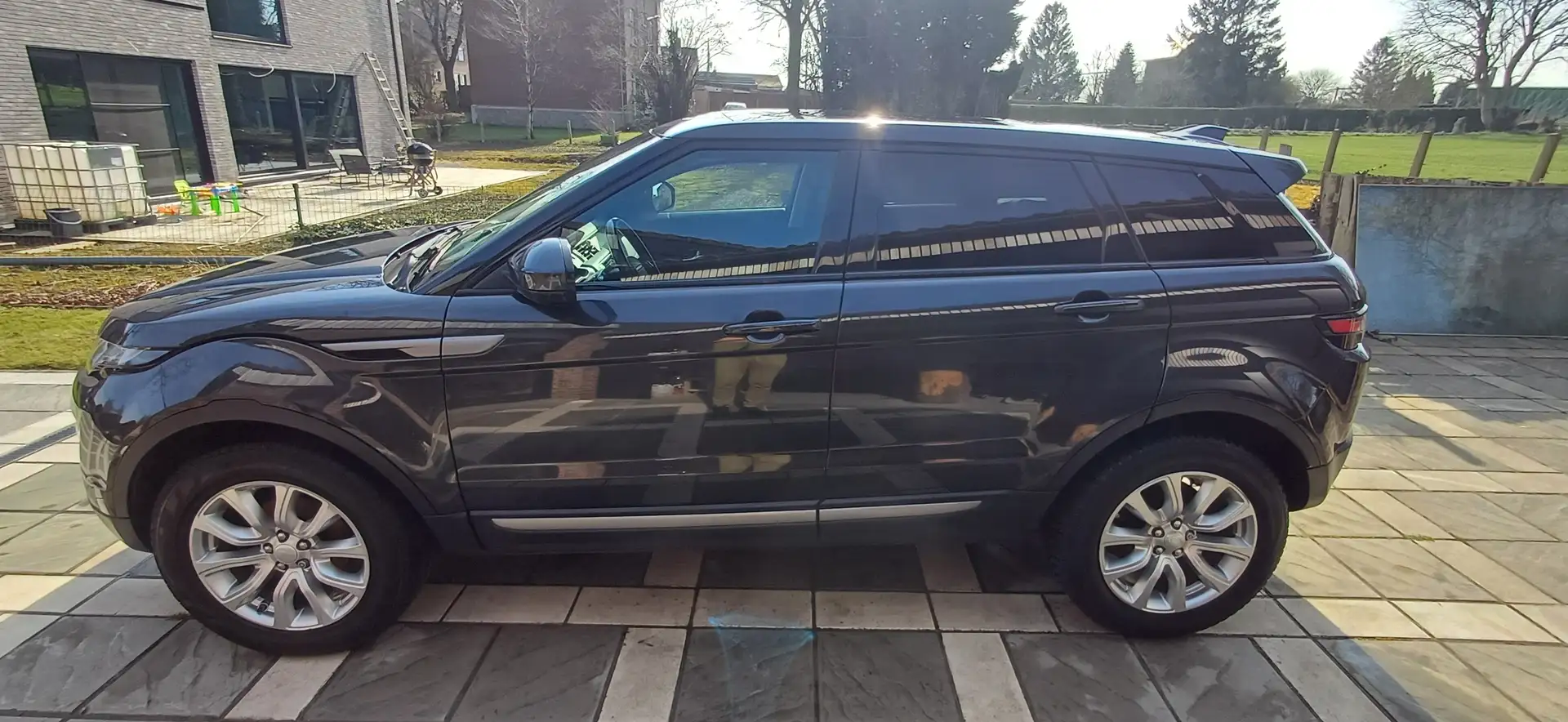 Land Rover Range Rover Evoque Evoque 2.0 eD4 2WD Stellar SE Grijs - 2