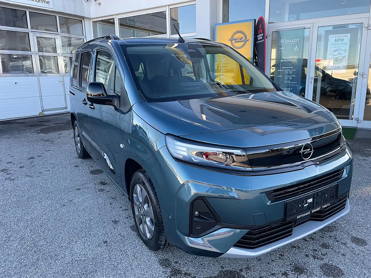 Opel Combo 1.5 Diesel L GS Blau - 2