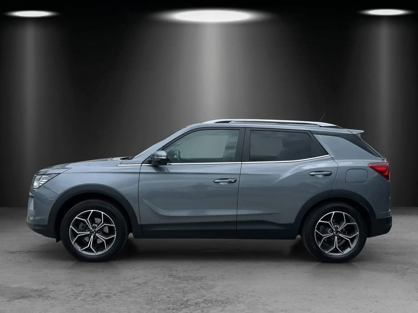 SsangYong Korando Ruby 1.5 T-GDI Aut./LED/ACC/KAMERA/NAVI/ Grau - 2