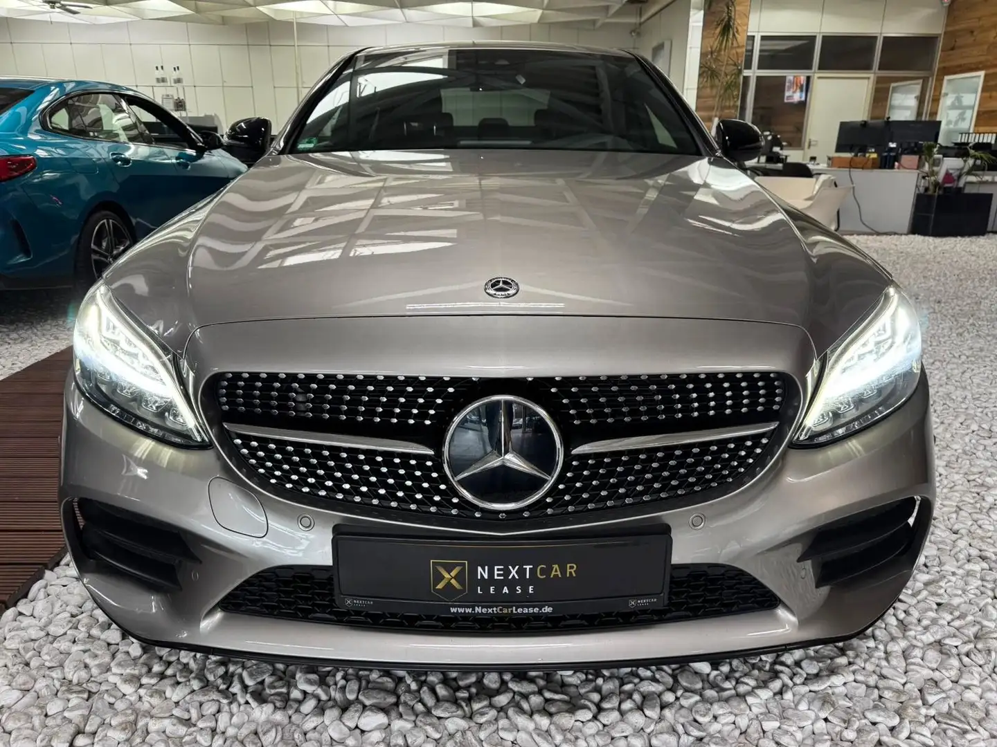 Mercedes-Benz C 220 C -Klasse Lim. C 220 d 4Matic AMG Night Plateado - 2