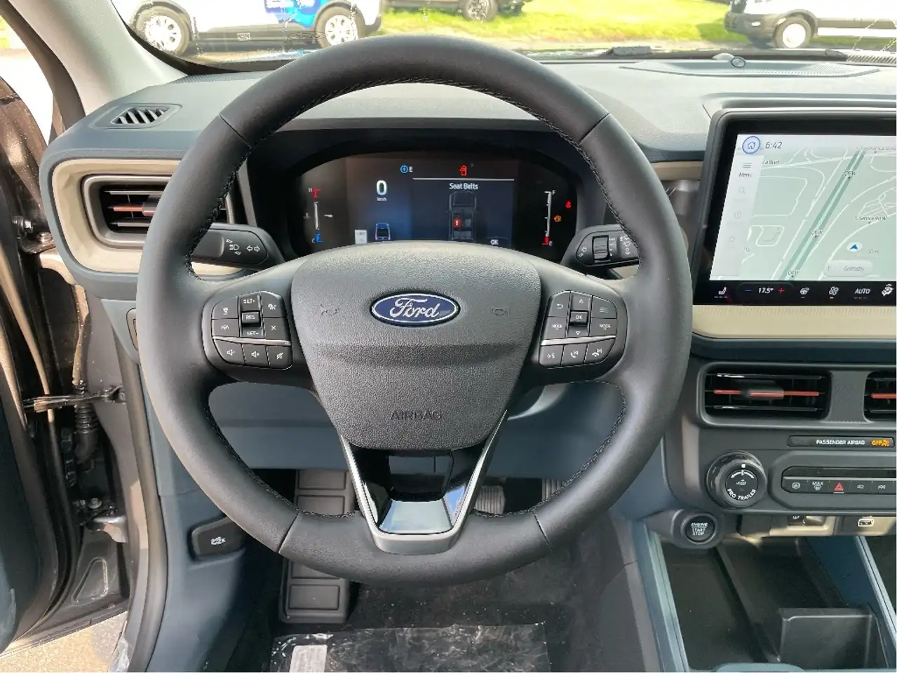 Ford Maverick снимка Ford Maverick