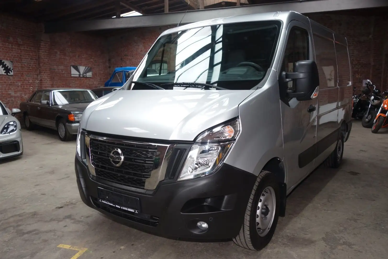 Renault Master L1 H1  Tüv Servic Neu Klima PDC Silber - 1