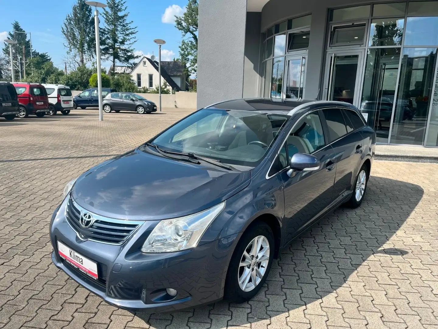 Toyota Avensis 1.8l VVT-i Kombi Edition*RFK,Navi,Klima Blau - 1