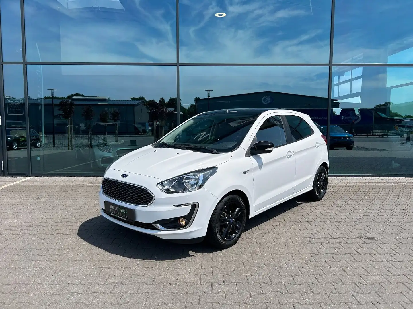 Ford Ka/Ka+ KA+ 1.2 Ti-VCT Black/White Sitzhzng. Klima 15" Weiß - 1
