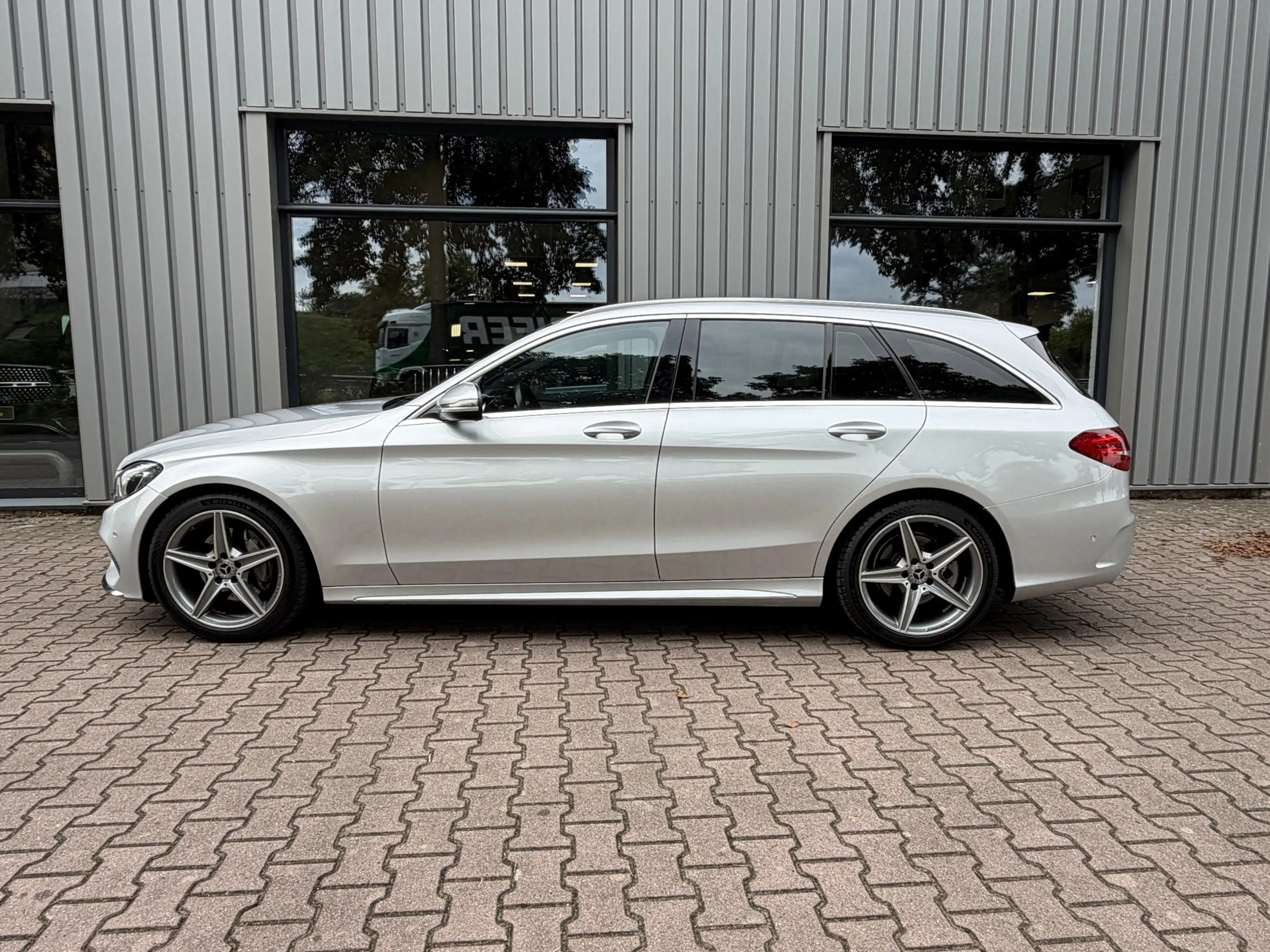Mercedes-Benz C 180 Estate AMG Trekhaak, Led-koplampen, Parkeerpakket — photo 2