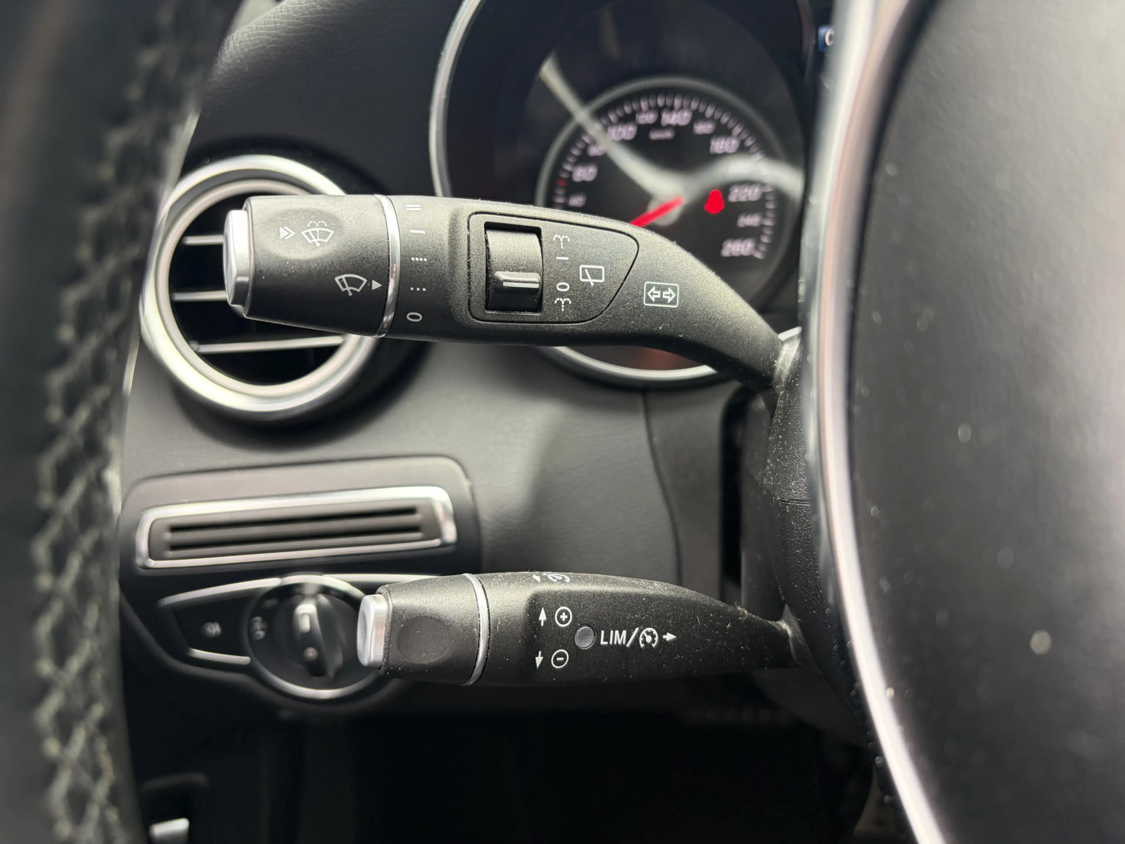 Mercedes-Benz C 180 Estate AMG Trekhaak, Led-koplampen, Parkeerpakket — photo 19