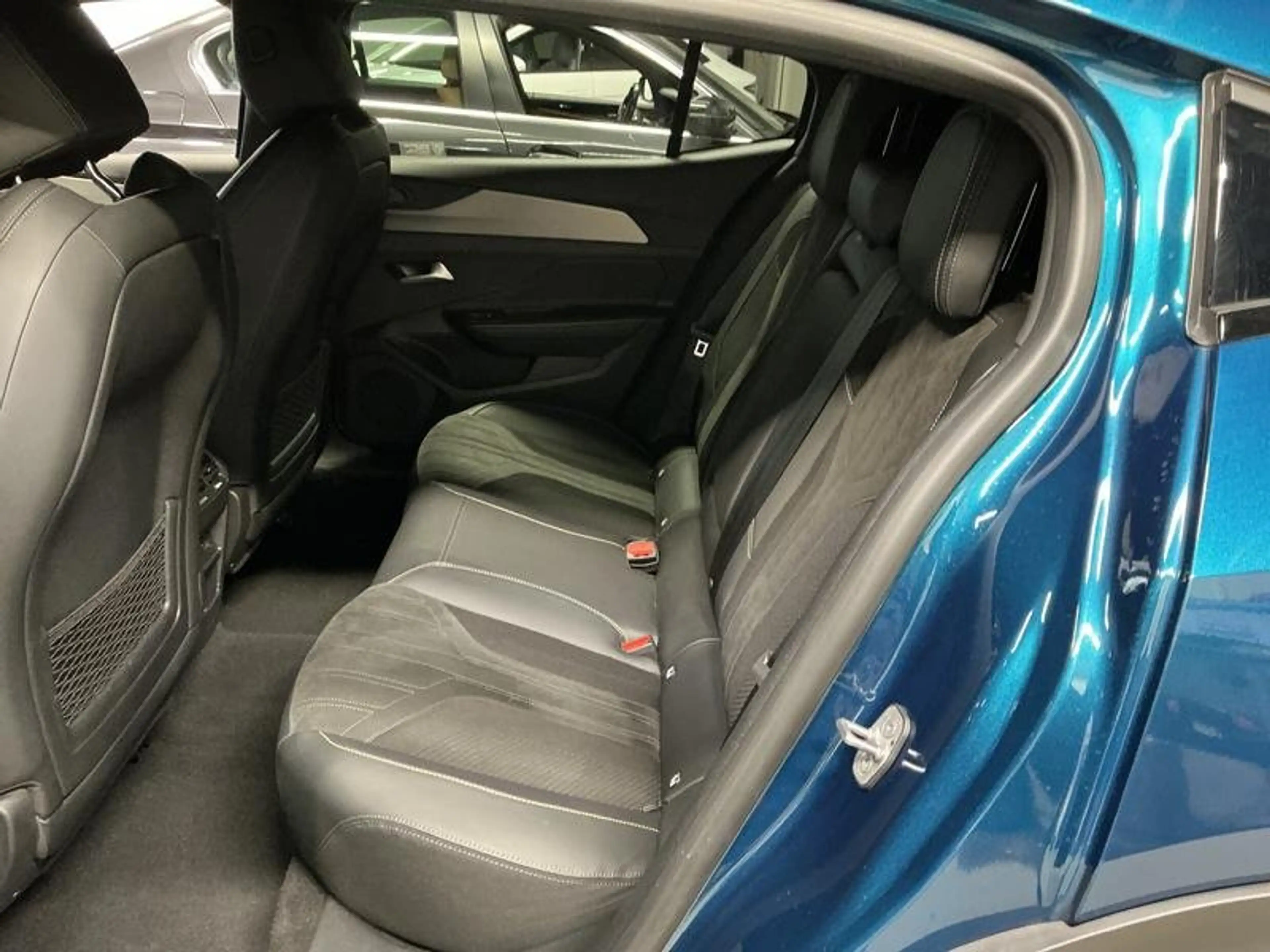 Peugeot 408 GT 1.2 Puretech EAT8 ACC/SHZ/Memory/Massage — photo 8