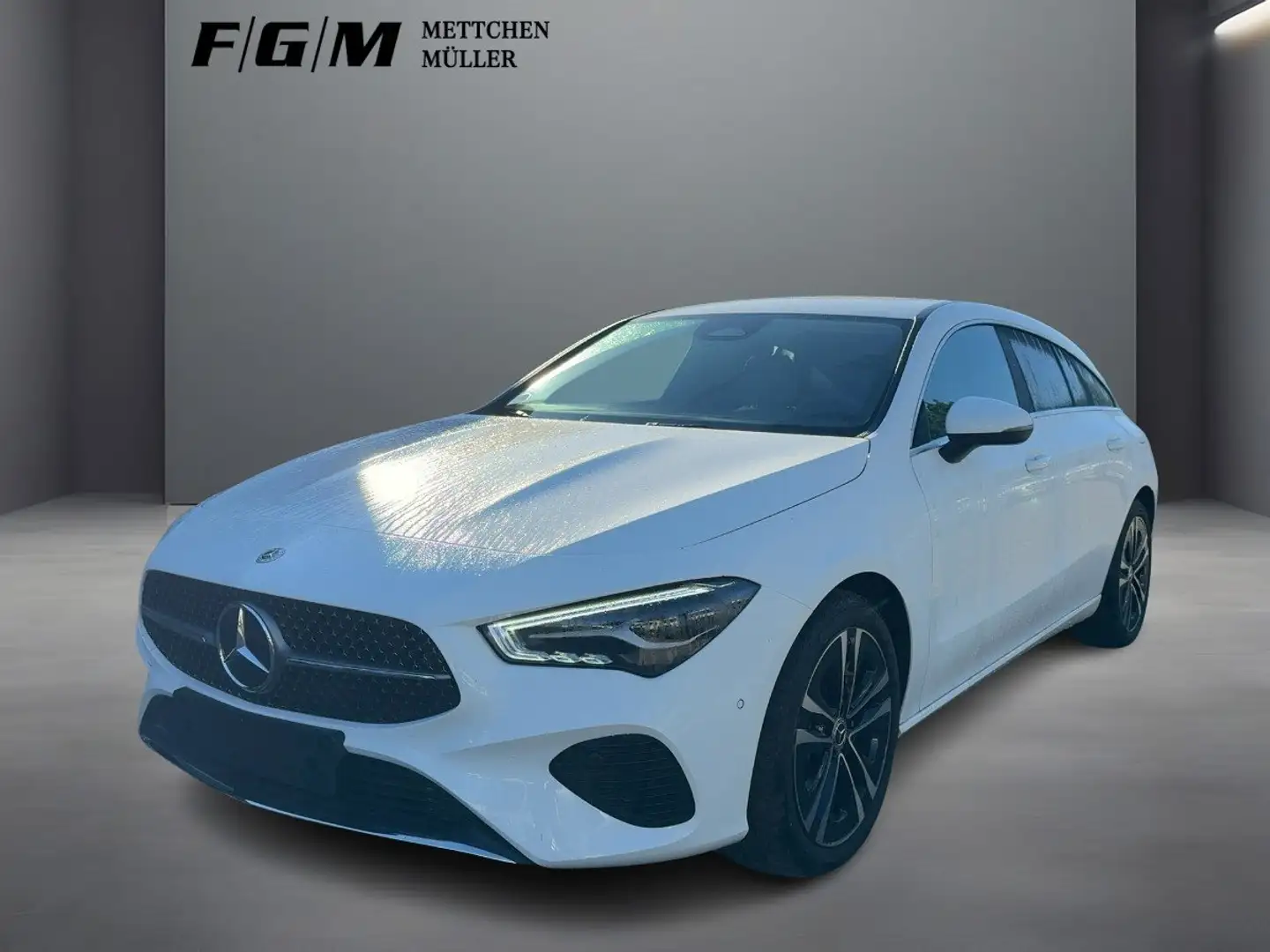 Mercedes-Benz CLA 180 Shooting Brake SB  Progressive Sitzhz Blanc - 1