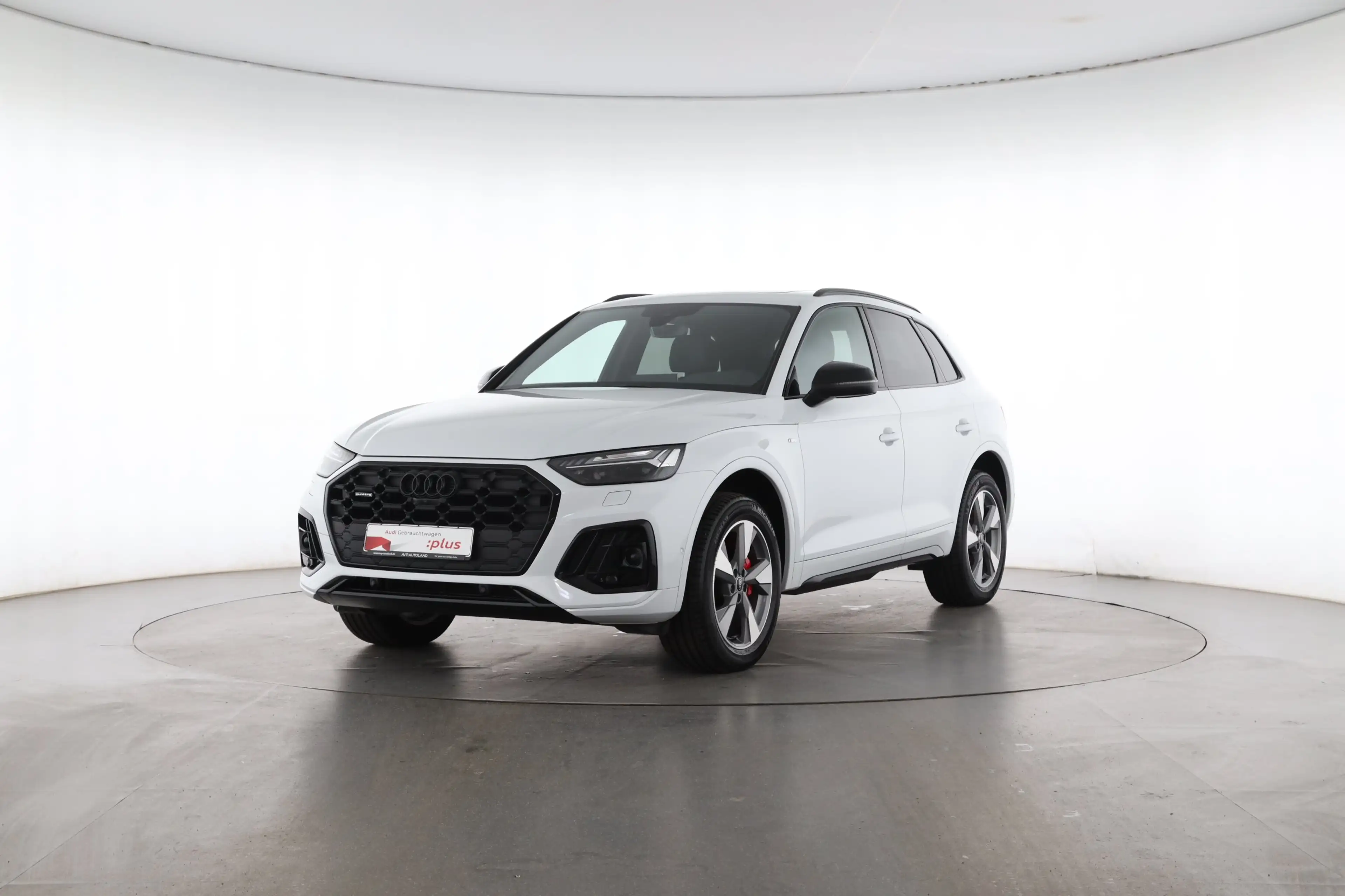 Audi Q5 40 TDI quattro S line | AHK | — photo 2