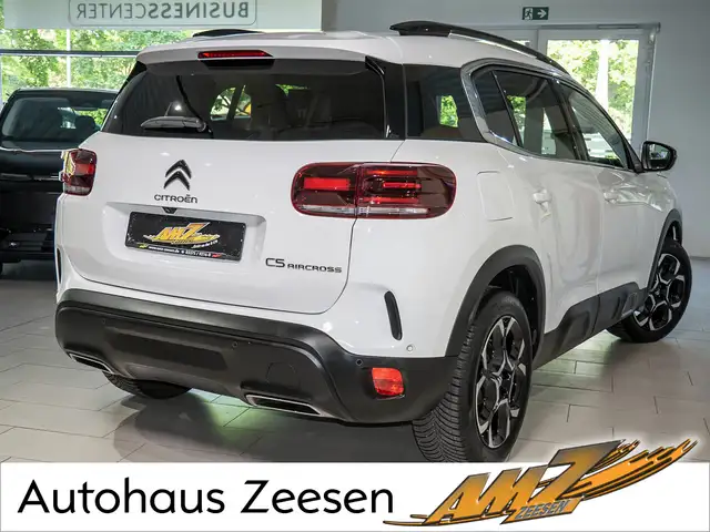 Citroen C5 Aircross view 3