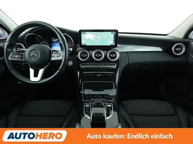 Mercedes-Benz C-Class view 12