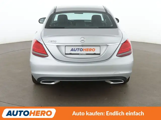 Mercedes-Benz C-Class view 5