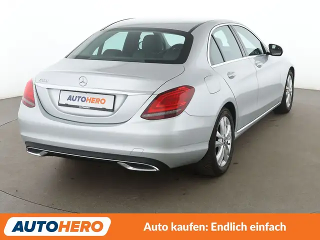 Mercedes-Benz C-Class view 6