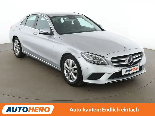 Mercedes-Benz C-Class view 8