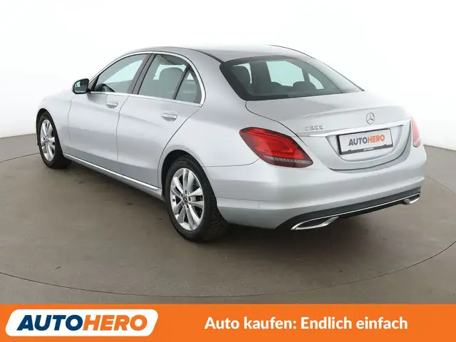 Mercedes-Benz C-Class view 4