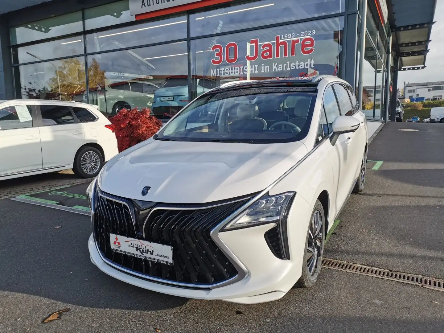 DFSK Forthing 4 DFM Forthing 4 U-Tour 7 Sitzer - 3 Jahre Garantie Weiß - 1