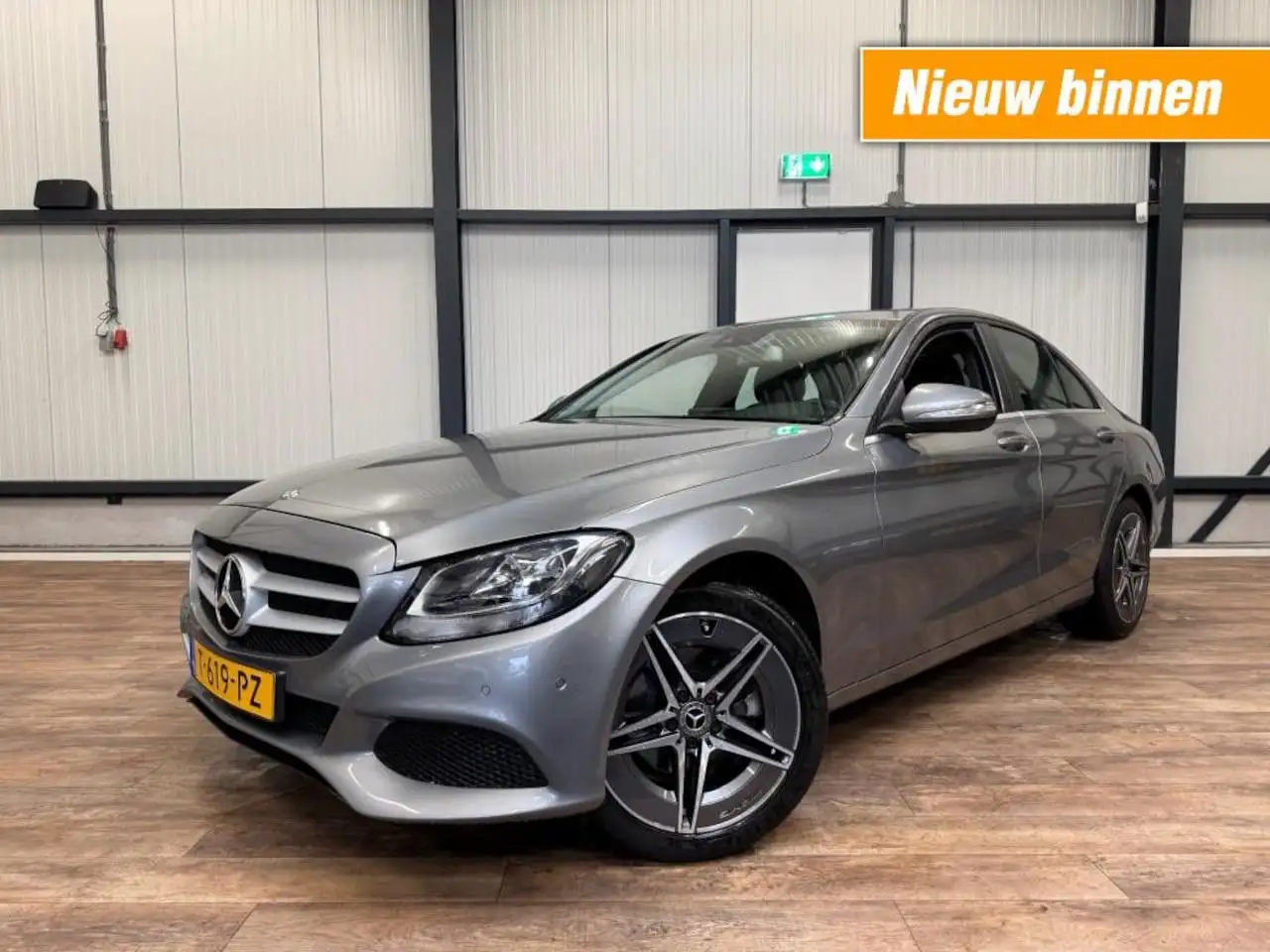 Mercedes-Benz C 220