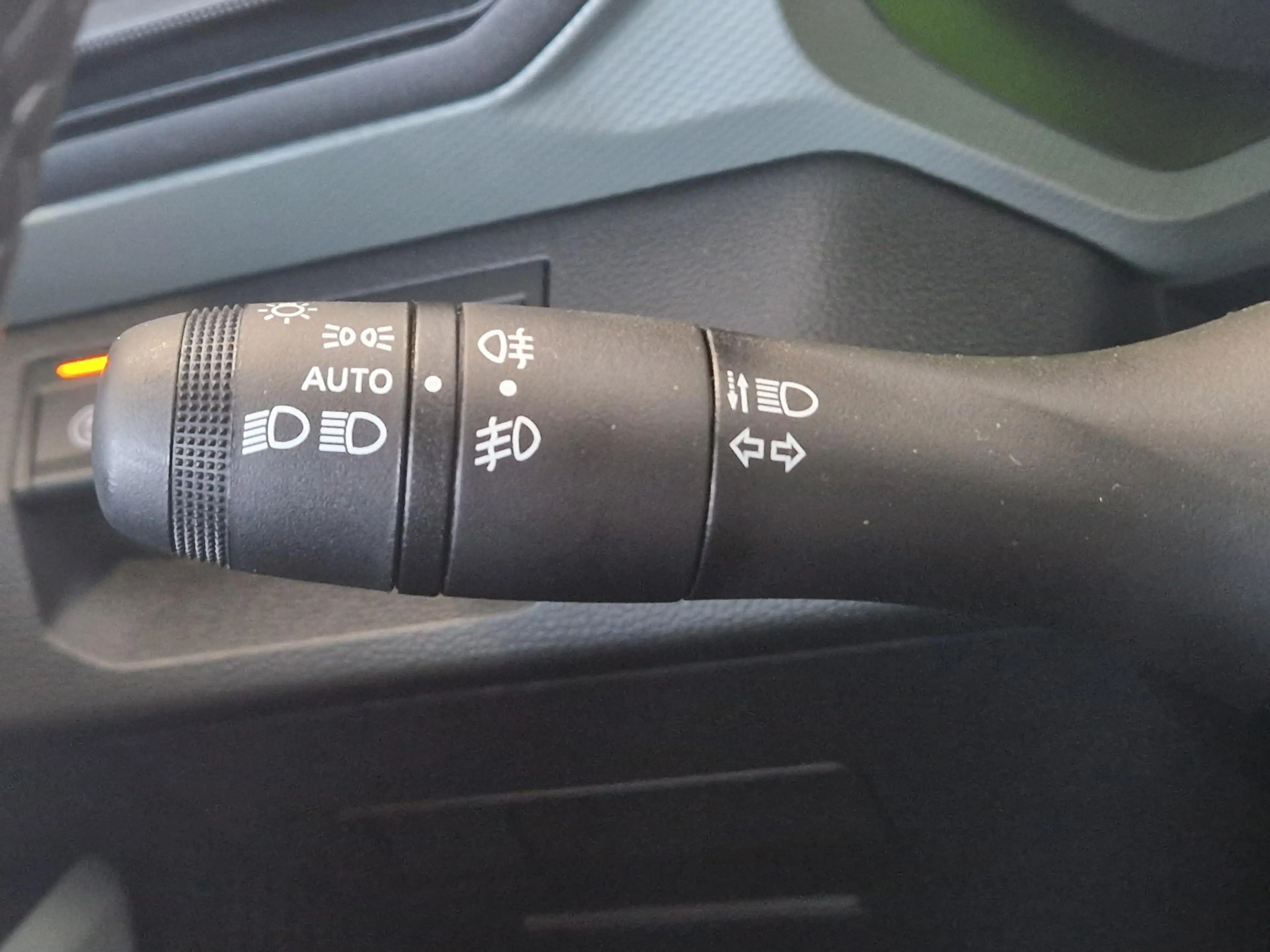 Dacia Duster 1.2 mild hybrid 140 extreme NIEUW VOORRAADKORTING — photo 20