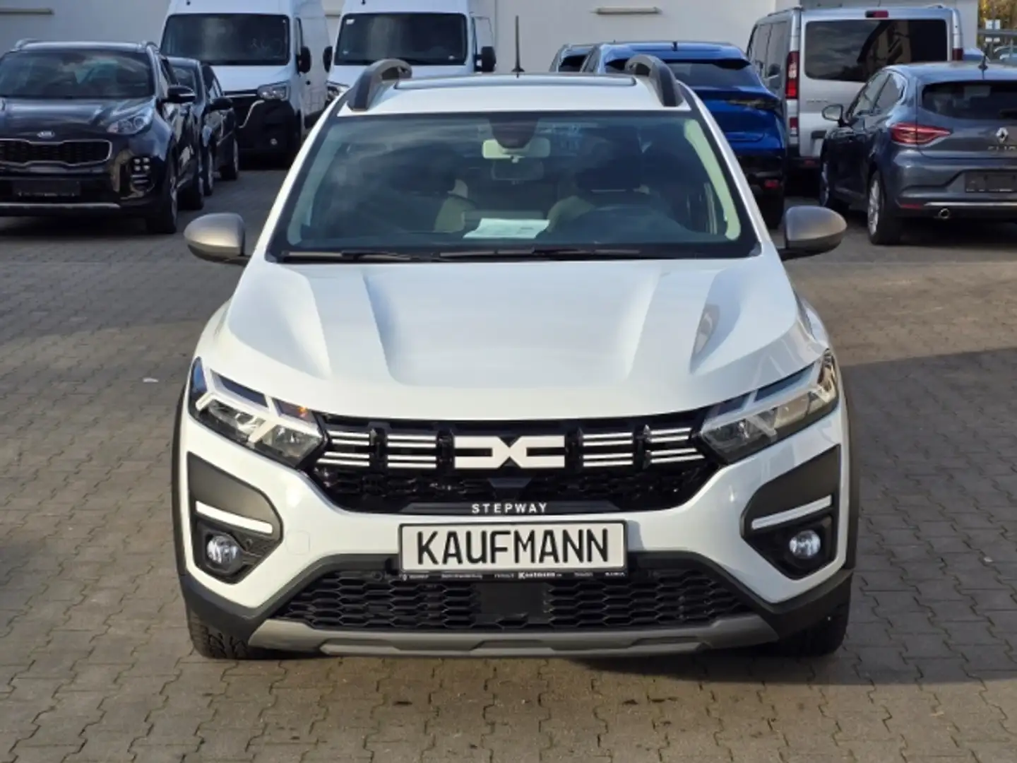 Dacia Sandero Stepway III Comfort 1.0 TCe 90 EU6d Weiß - 2