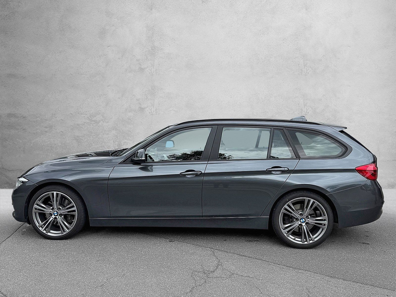 BMW 335 d xDrive Touring — photo 3