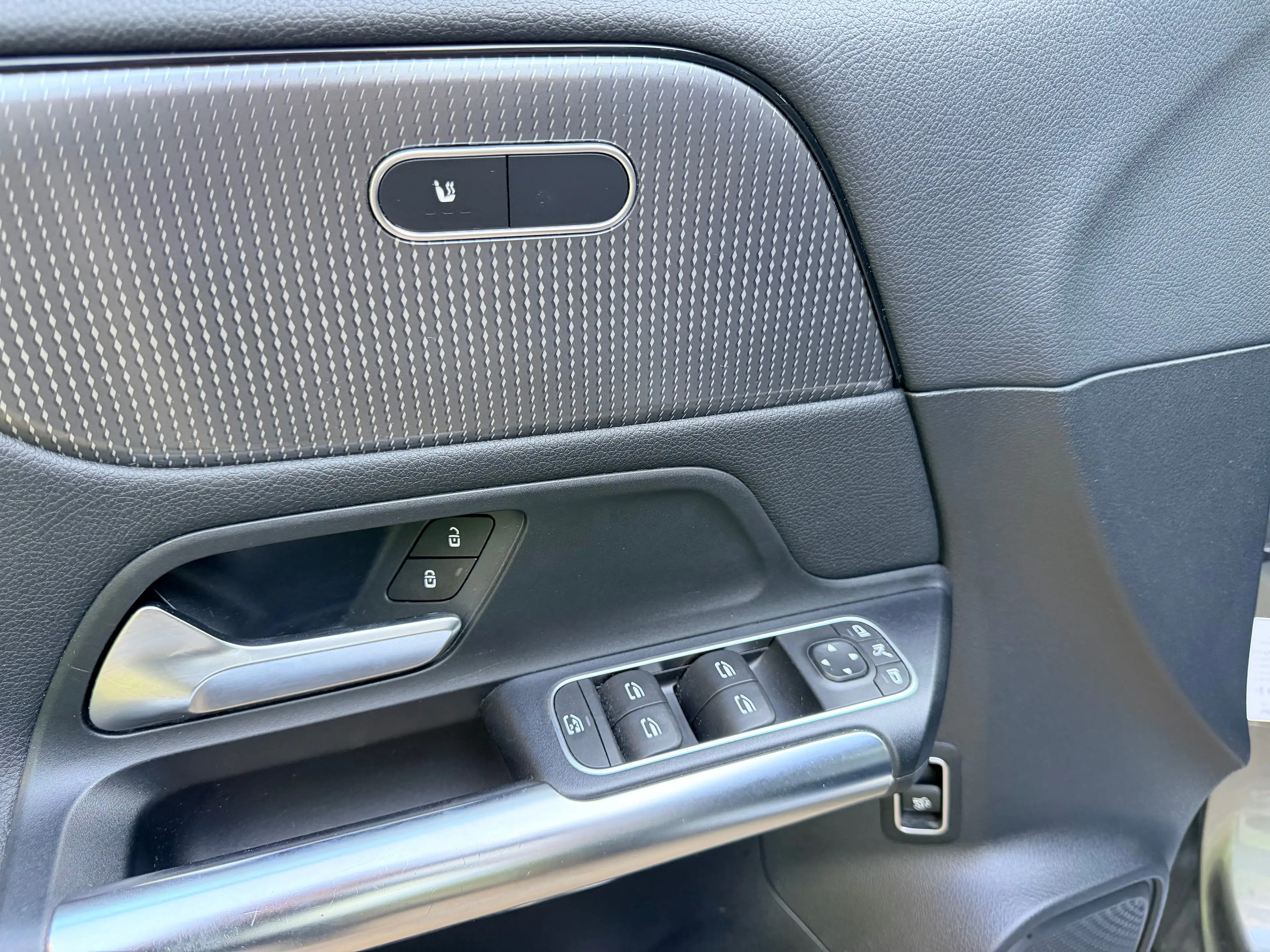Mercedes-Benz GLA 200 Benzine Sportline 163pk Automaat LED Camera — photo 8