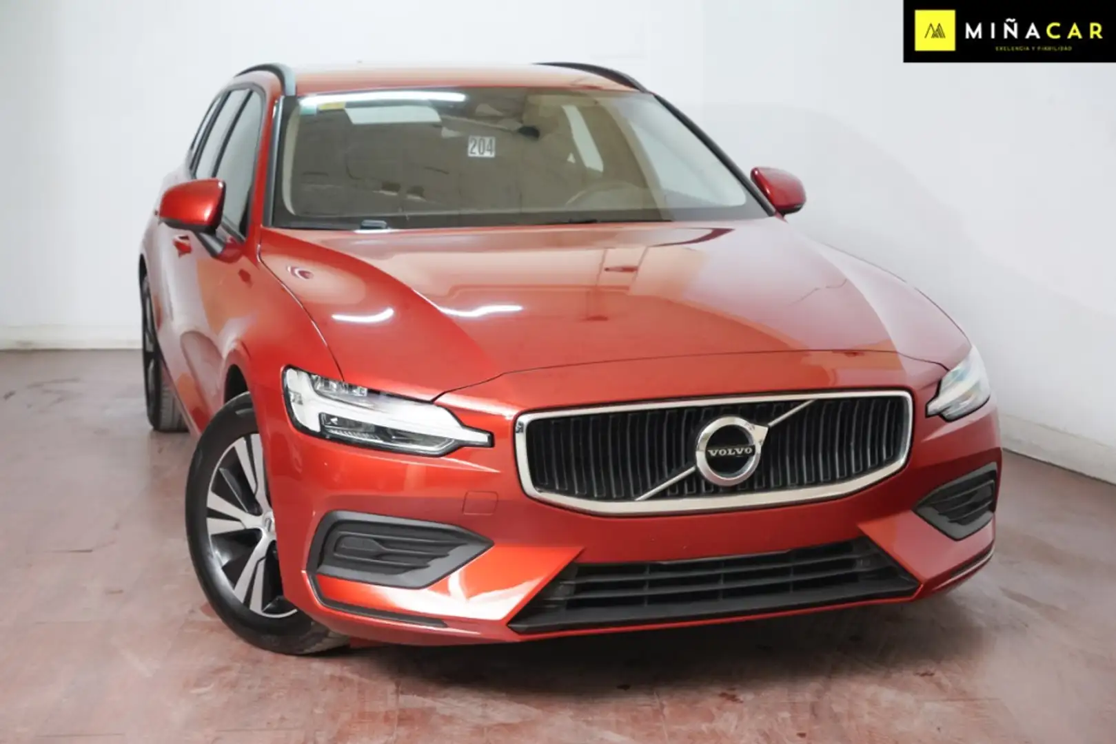 Volvo V60 D3 Aut. Naranja - 2