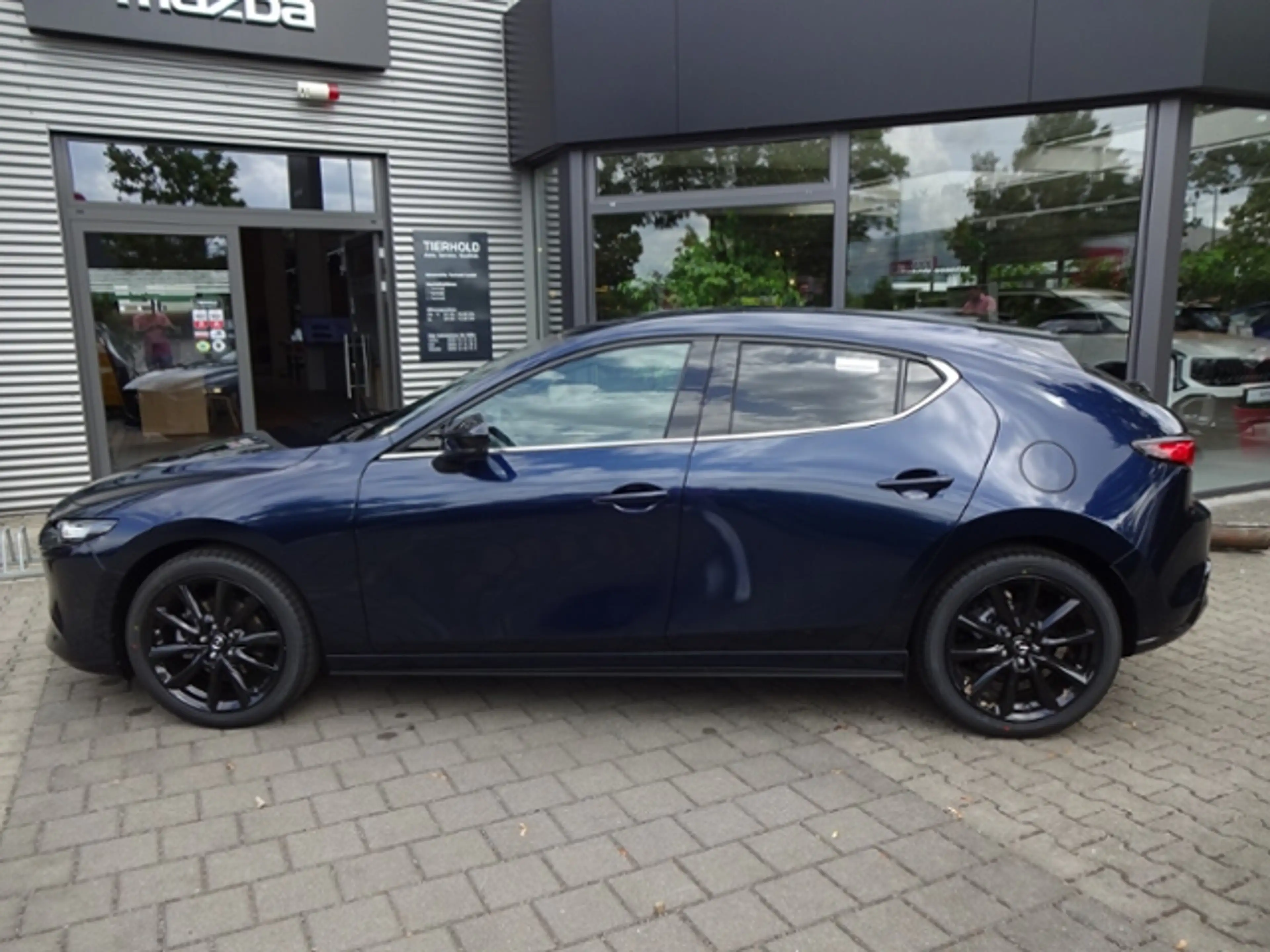 Mazda 3 Homura Automatik 2.5L e-SKYACTIV G 140ps — photo 8
