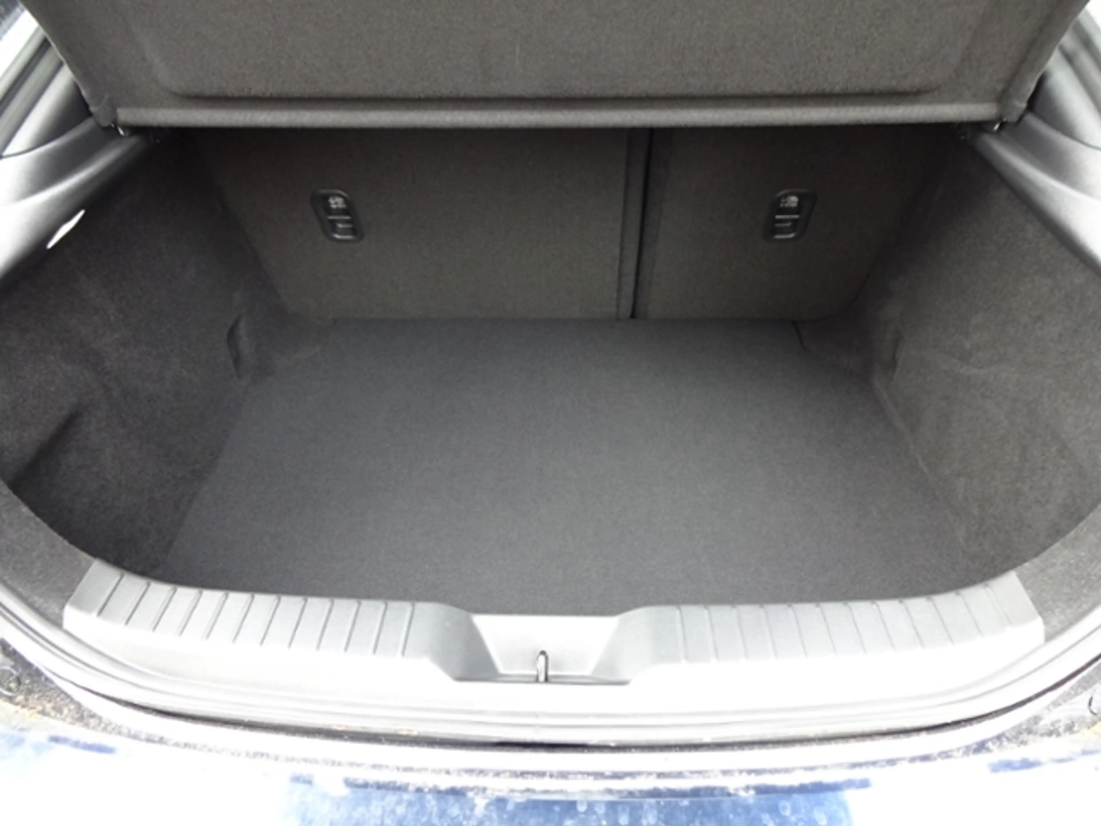 Mazda 3 Homura Automatik 2.5L e-SKYACTIV G 140ps — photo 14