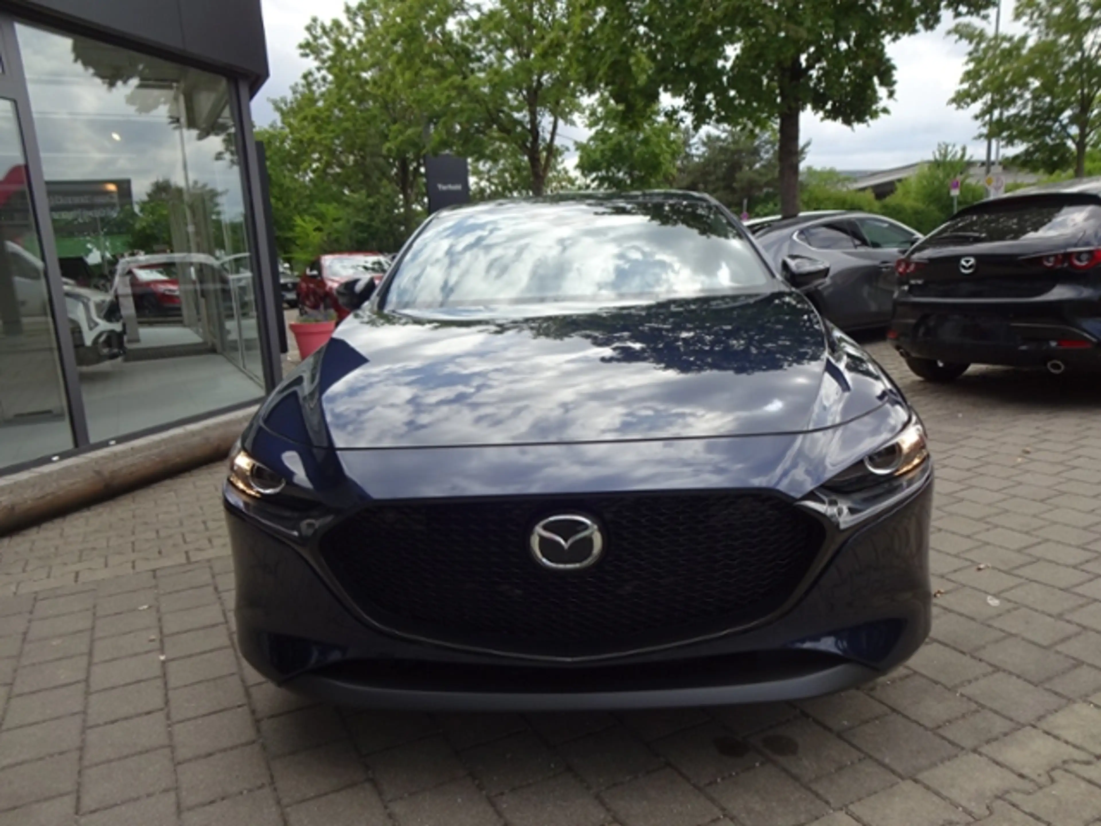 Mazda 3 Homura Automatik 2.5L e-SKYACTIV G 140ps — photo 3