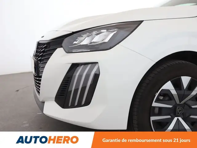 Peugeot 208 view 29