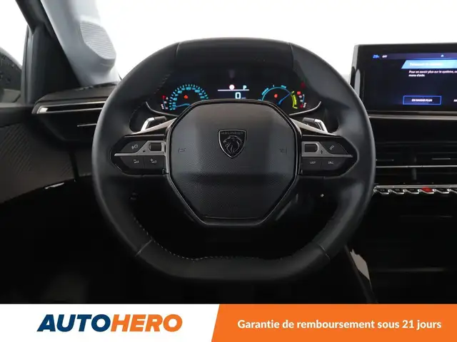 Peugeot 208 view 19