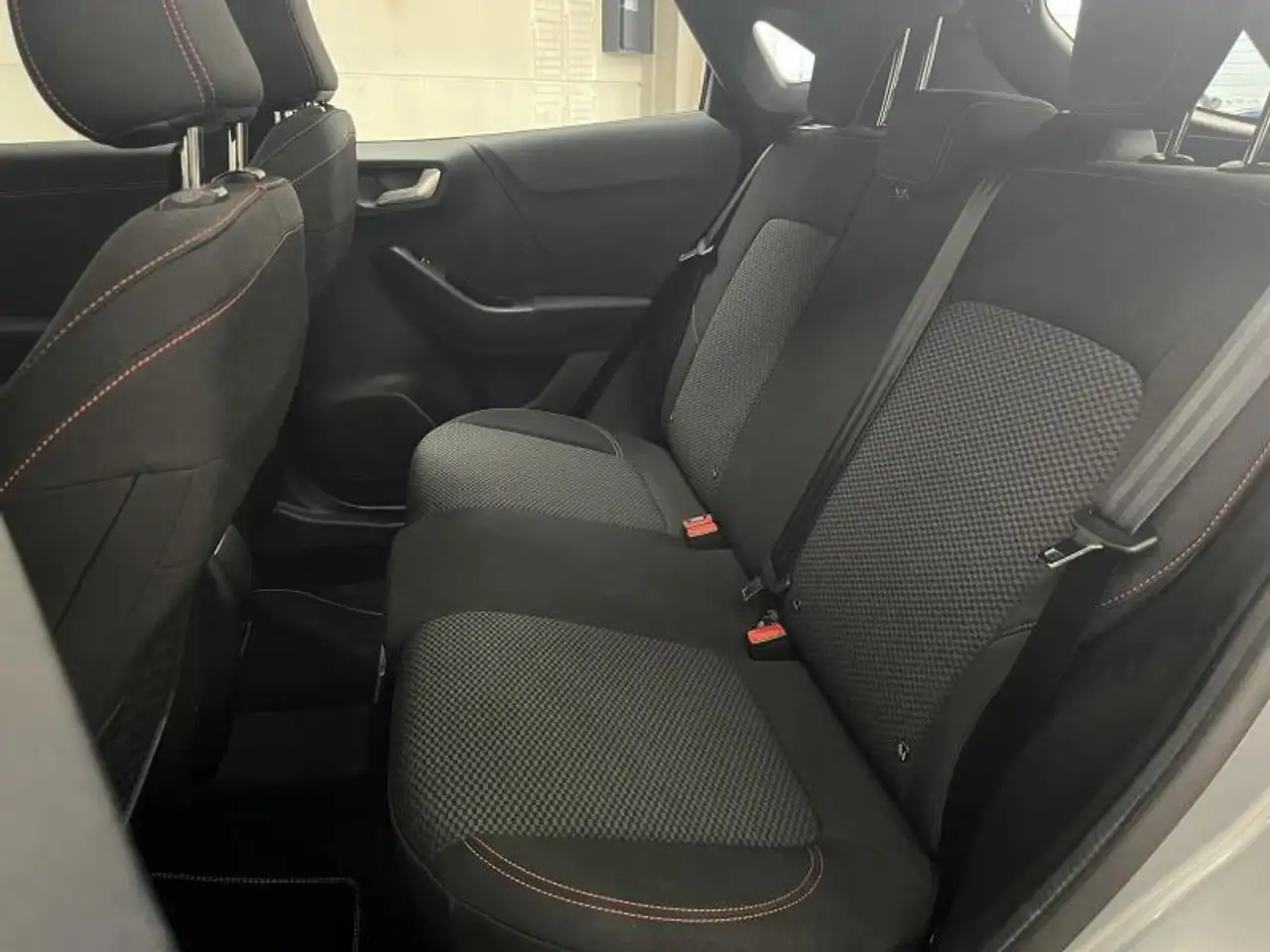 Ford Puma 1.0i 125cv Auto CARPLA/NAVI/CRUISE/CLIM, миниатюра 9