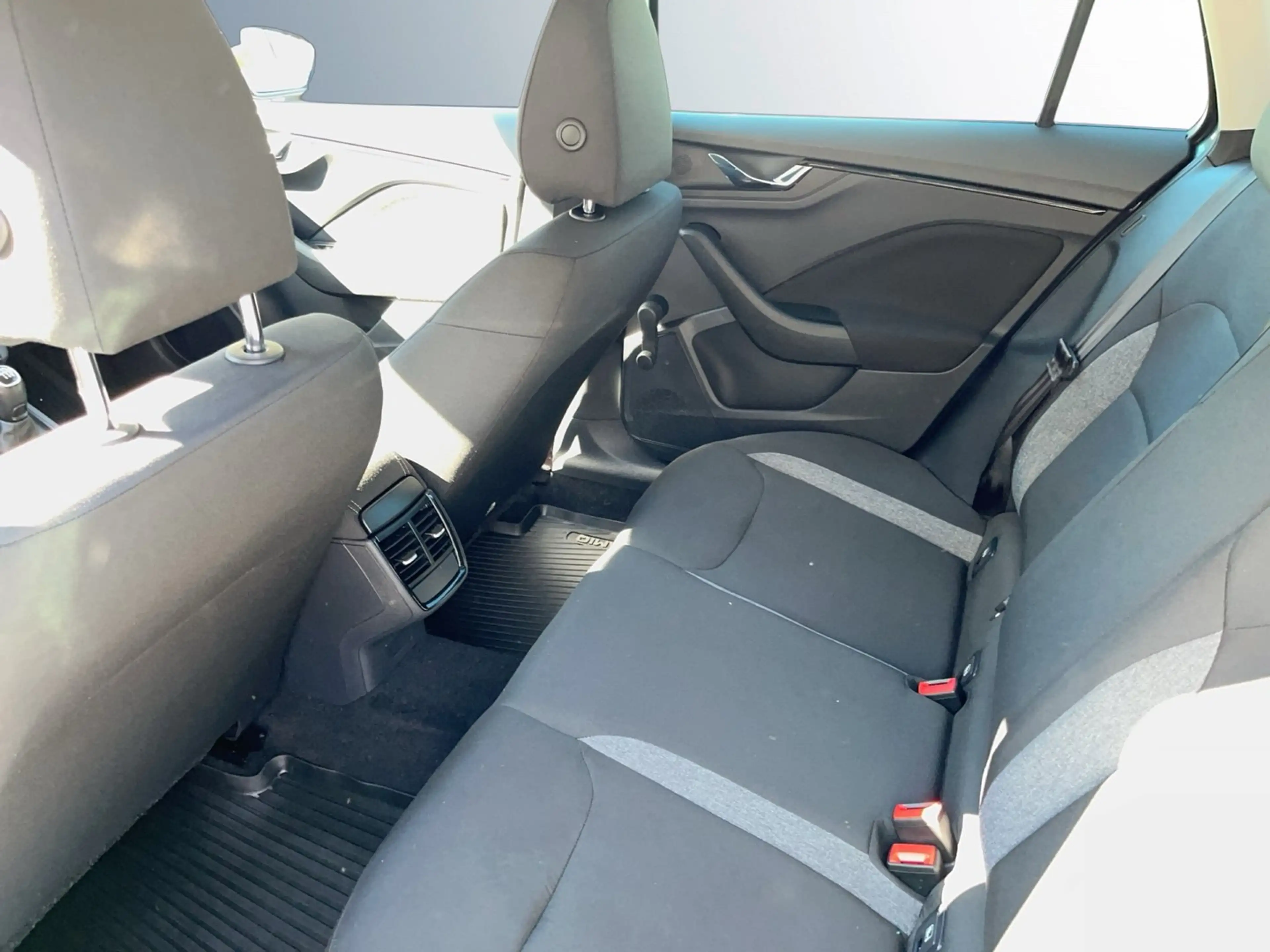 Skoda Kamiq SC TSI — photo 11