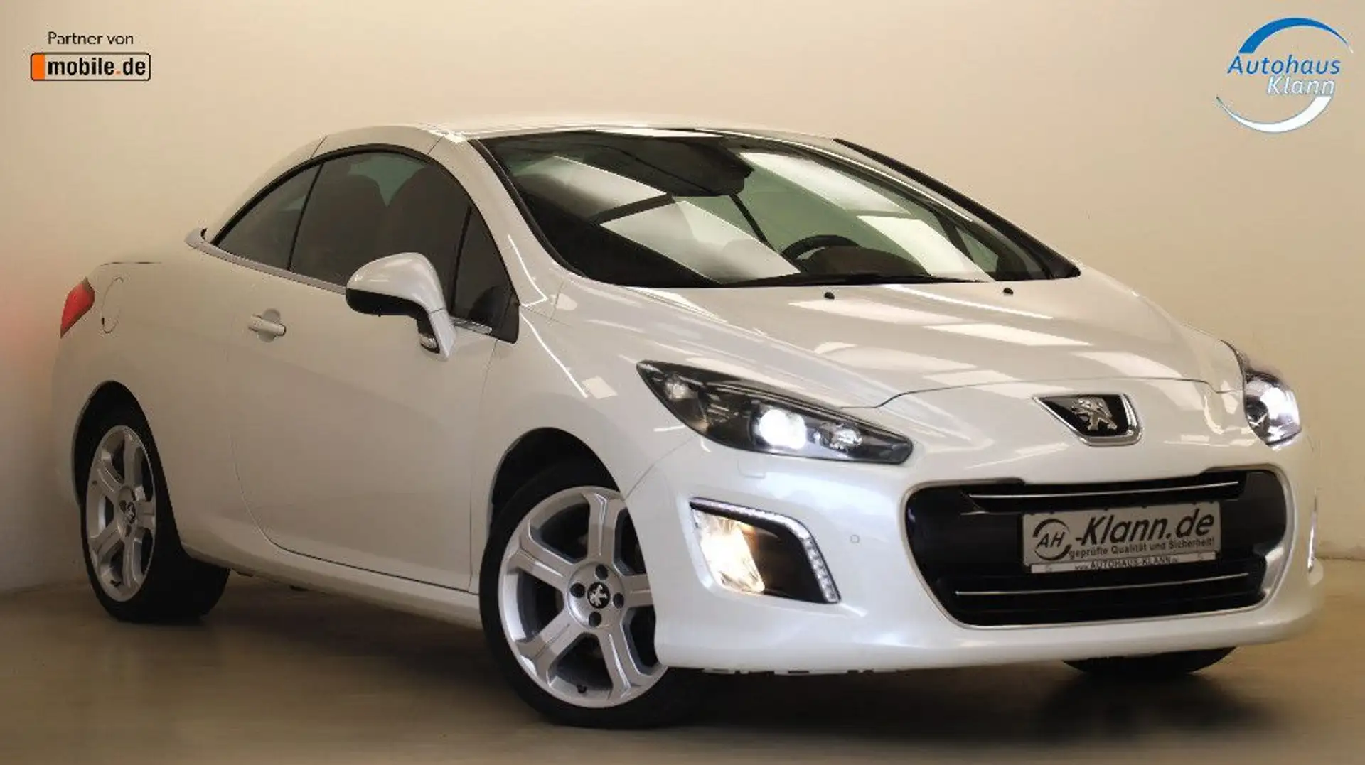 Peugeot 308 CC 2.0 163PS Cabrio Allure Automatik 1.Hand Weiß - 2