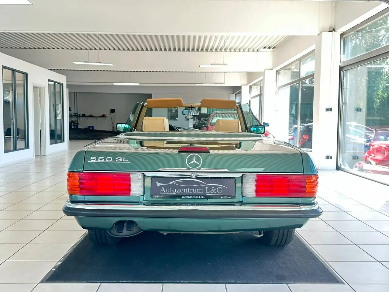 Mercedes-Benz SL 560 Roadster, foto 6