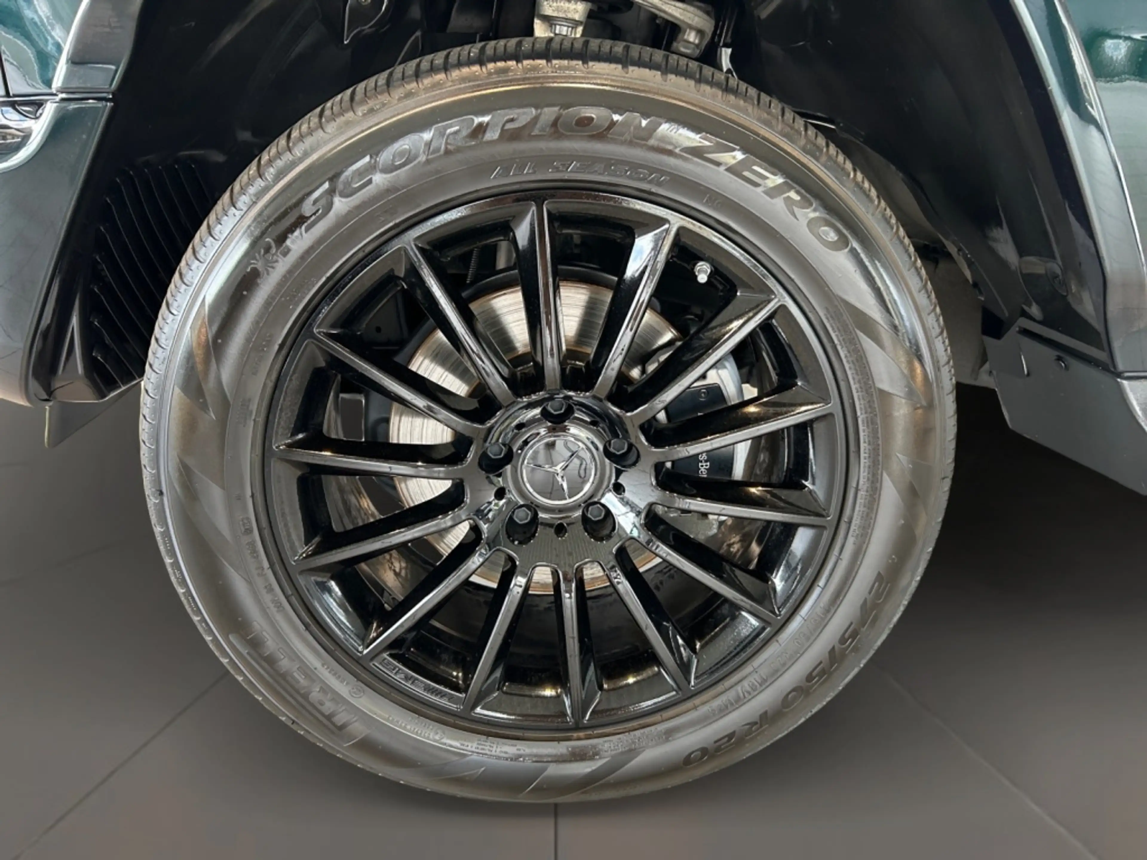 Mercedes-Benz G 400 d AMG+Comand+Burm+MBeam+Night+Carbon+AHK — photo 7