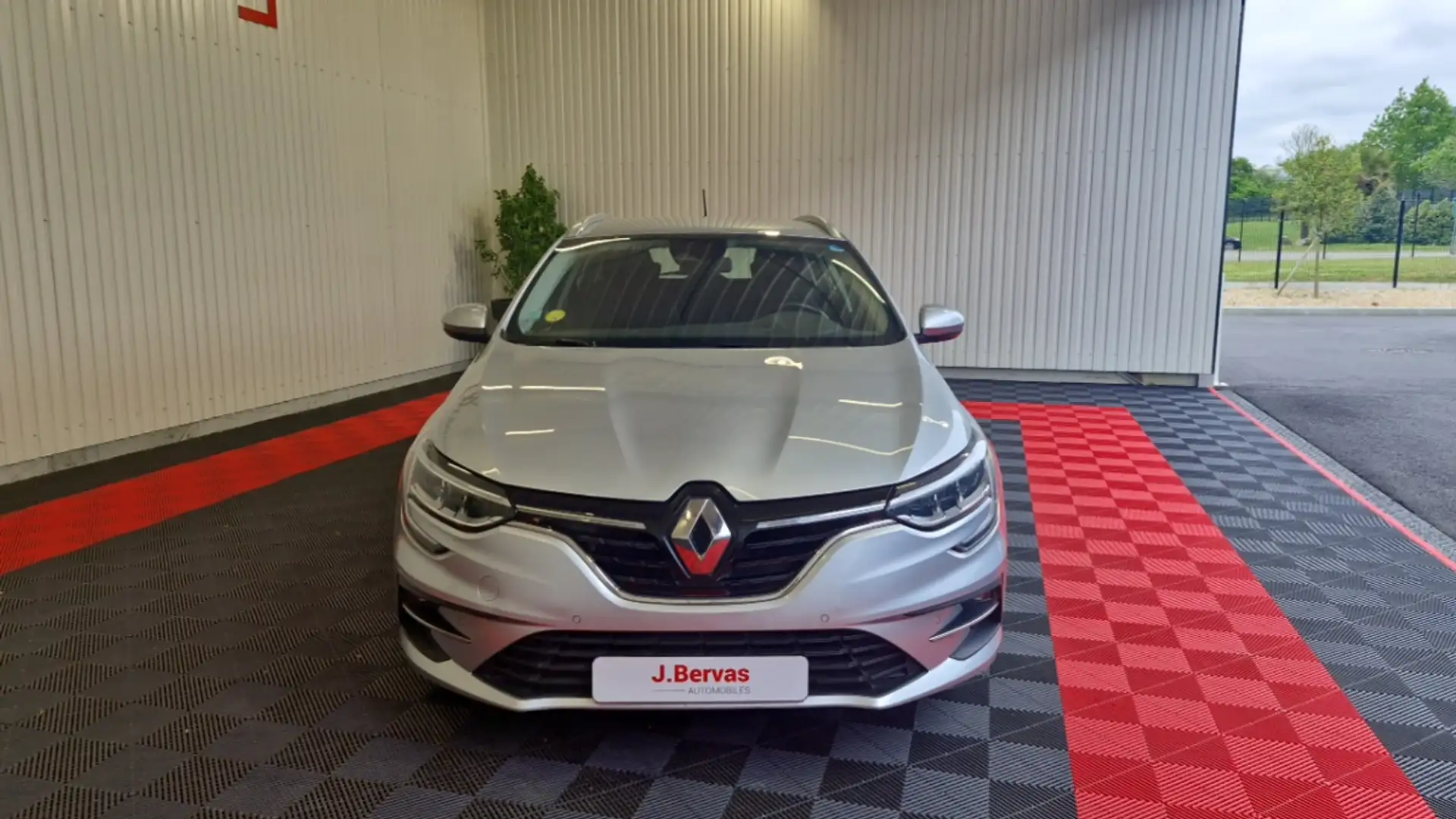Renault IV blue dci 115 edc business - 2