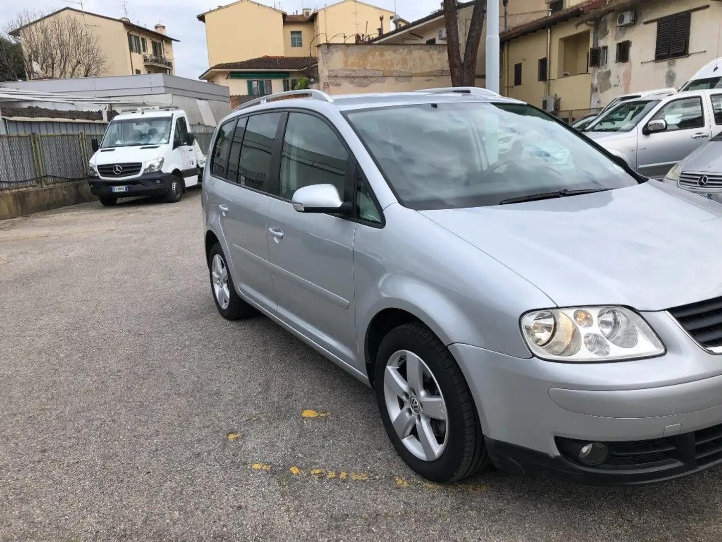 Volkswagen Touran 1.9 TDI 105CV Trendline Argento - 2