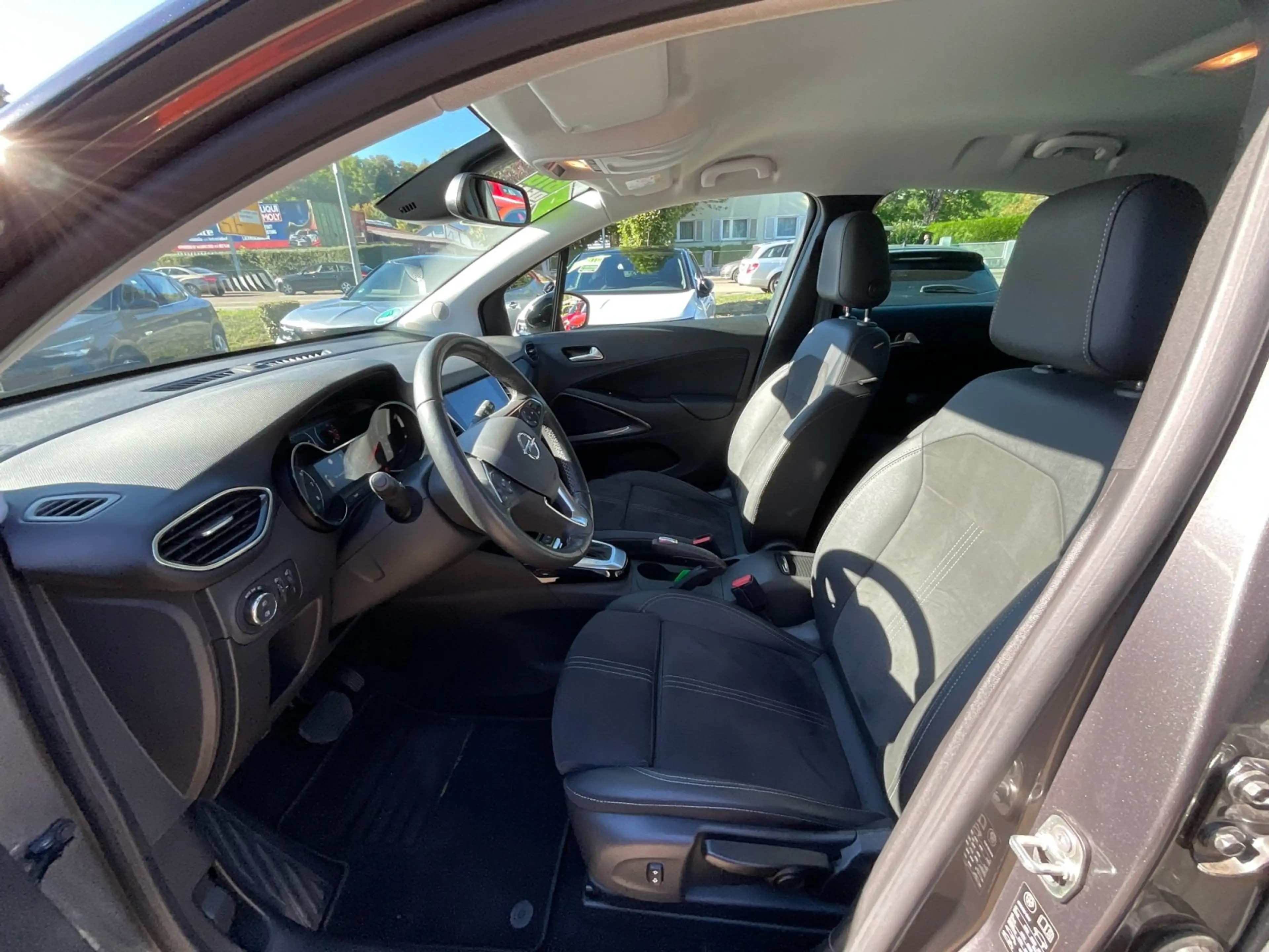 Opel Crossland 1.2 Turbo Elegance AHK+Alcantara+LED — photo 12