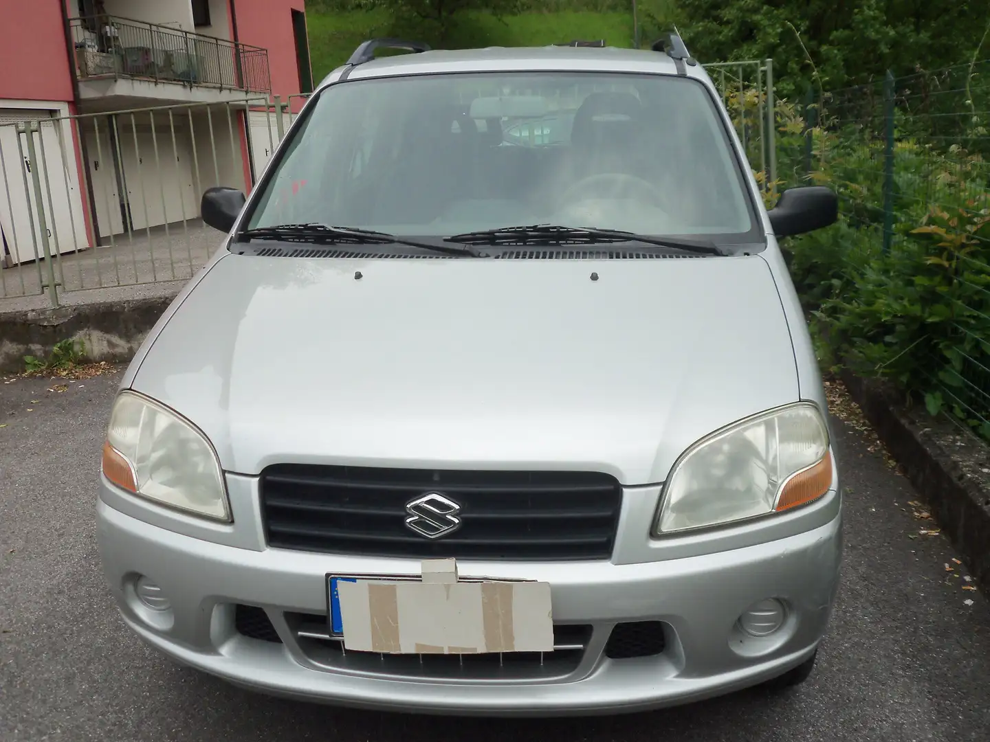 Suzuki Ignis Ignis 1.3 16v GL 4wd Stříbrná - 1